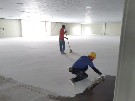 Đảm bảo thực hiện đúng quy trình thi công nền Epoxy cho nhà xưởng